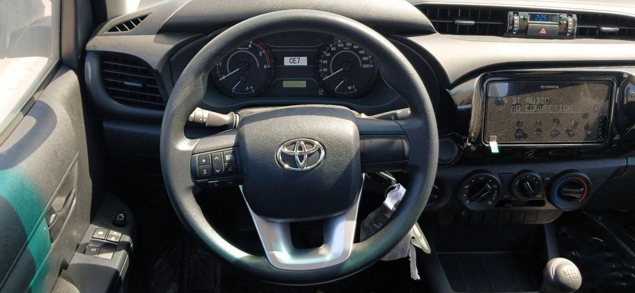 Toyota Hilux 2.4L Diesel Manual 4x4 SC 2026YM