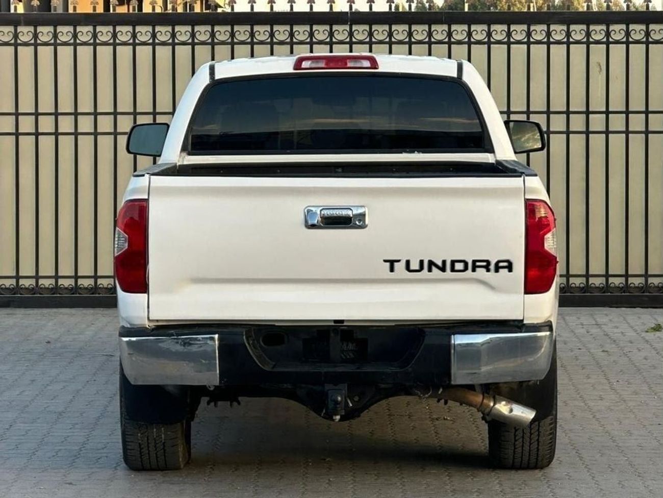 Toyota Tundra Crewmax 1974 Edition 5.7L