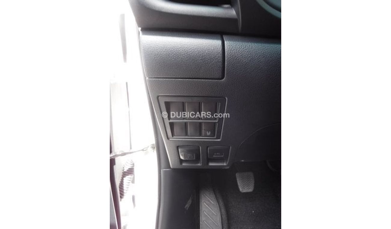 Toyota Hilux 2.7 L , 4x2 ,manual