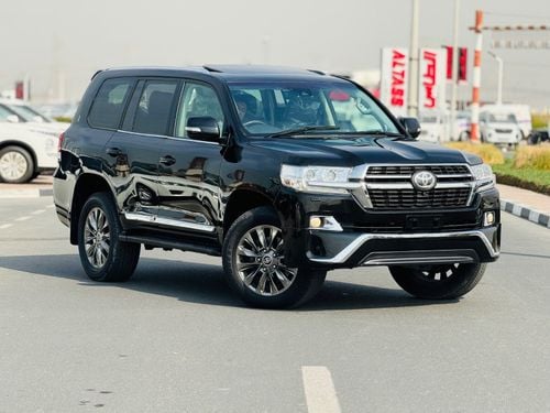 Toyota Land Cruiser Sahara top of the range