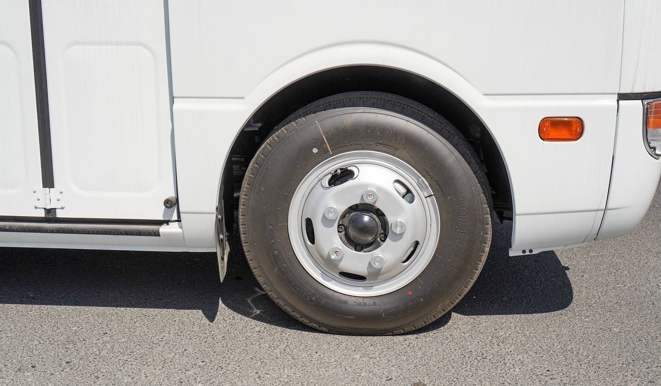 Mitsubishi Rosa 4.2L Diesel 30 Passengers 2025 MY Export Only