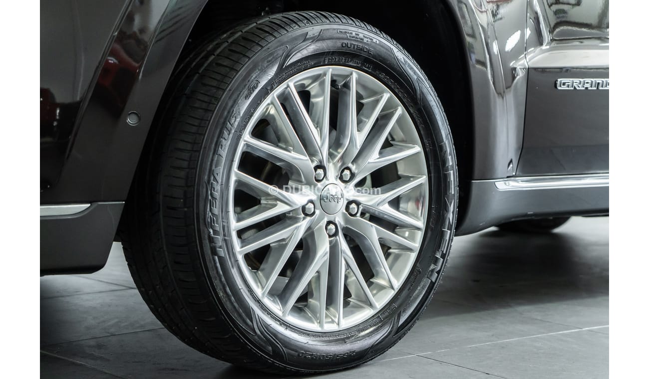 Jeep Grand Cherokee 2017 Jeep Grand Cherokee Summit V8 5.7L / Full Option / Jeep Trading Enterprises 5 Year Warranty