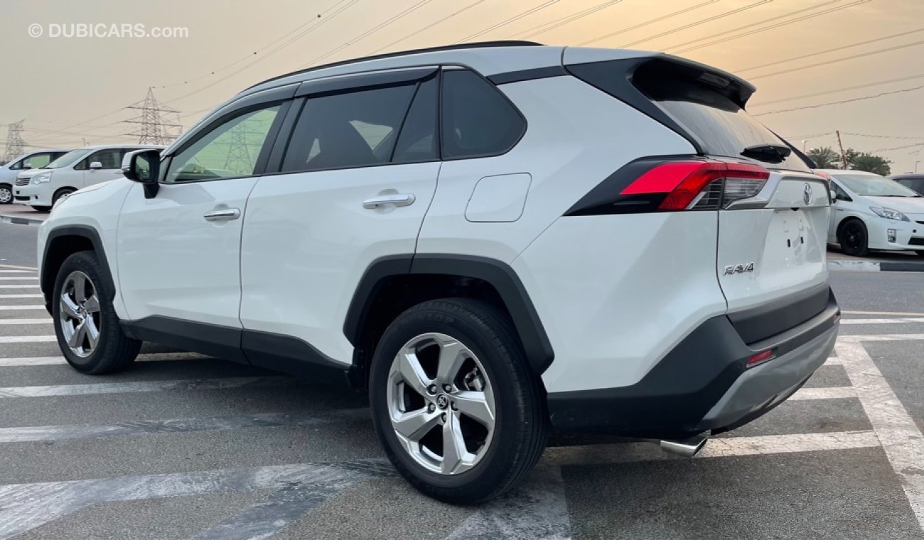 تويوتا راف ٤ TOYOTA RAV4 2021