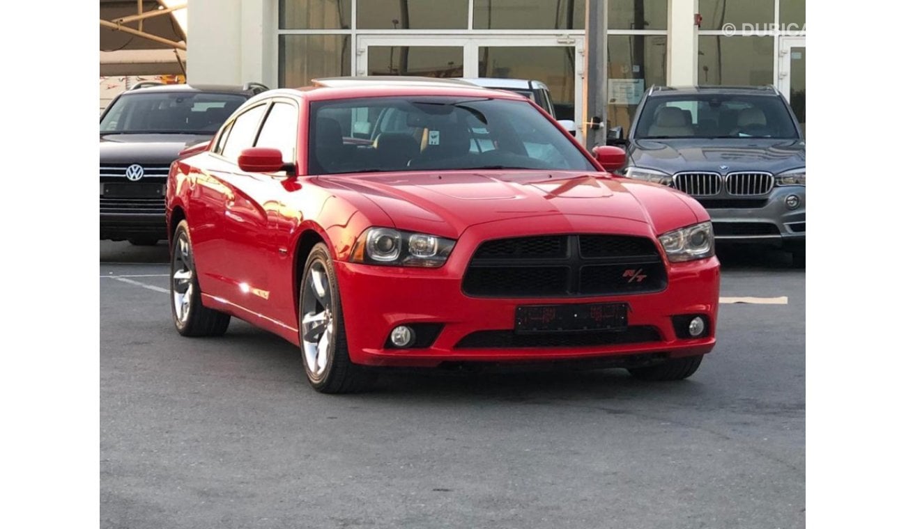 Dodge Charger Dodge Charger RT model 2014 engine 5.7  car prefect condition full option sun roof leather seats su