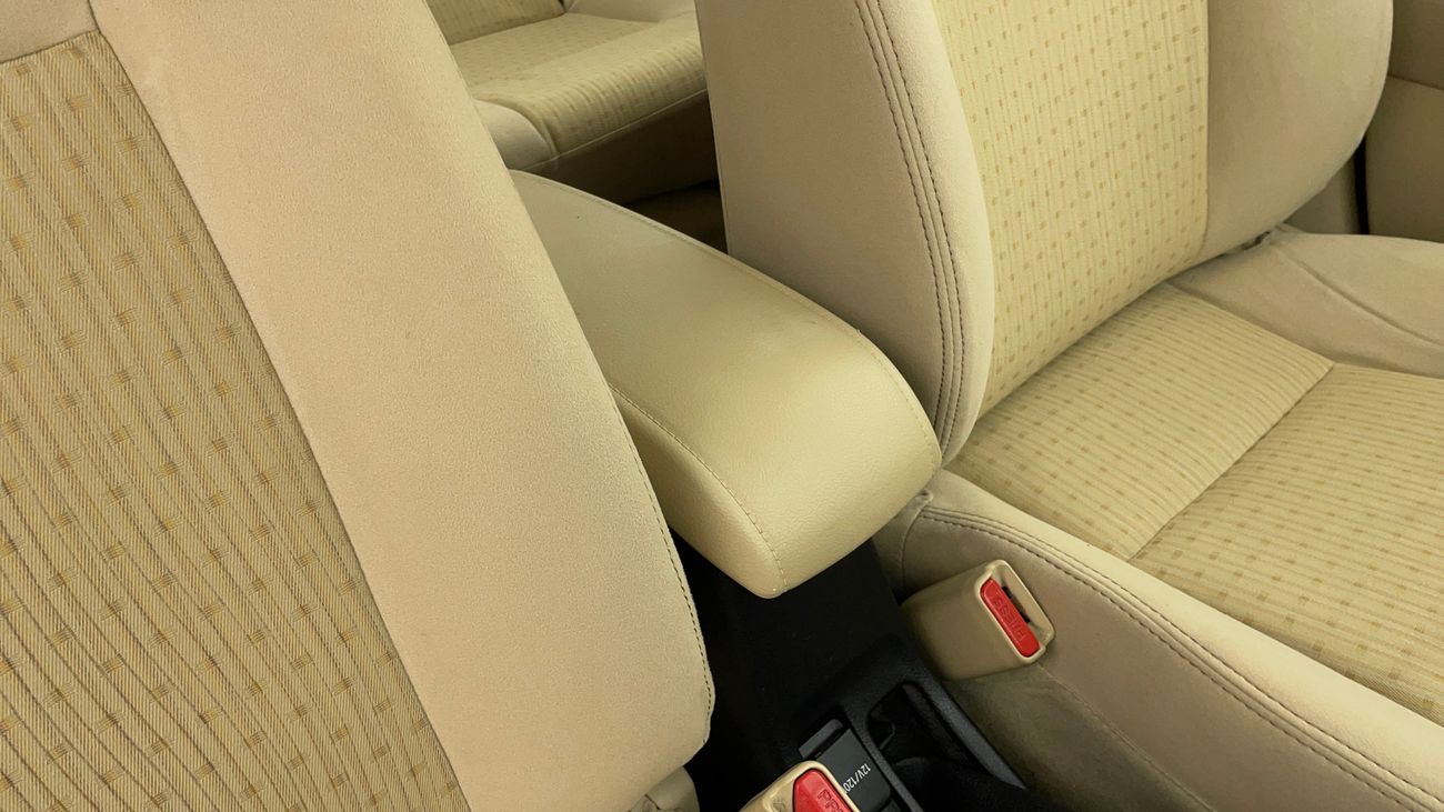 تويوتا يارس SE/E 1.5 | بدون دفعة مقدمة | اختبار قيادة مجاني للمنزل