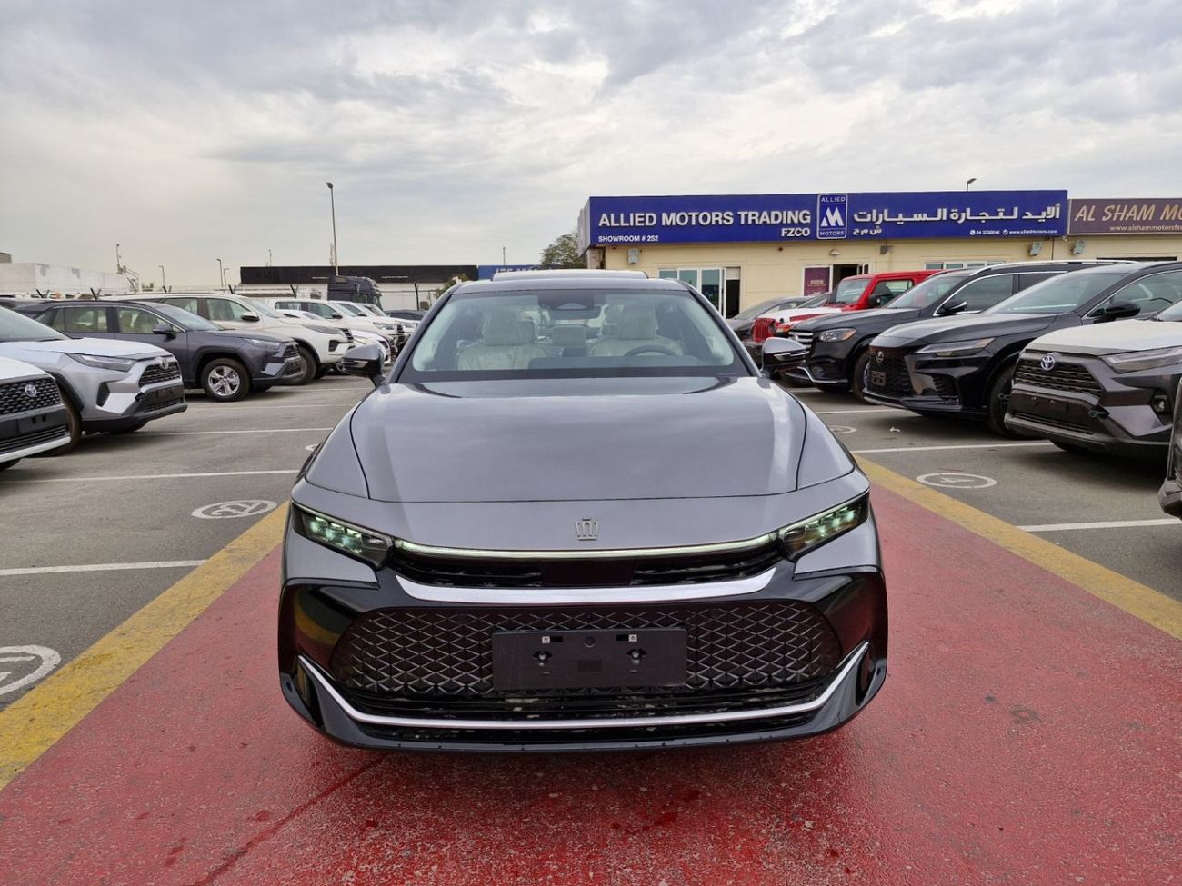 تويوتا كراون 2025 TOYOTA CROWN 2.5L HYBRID FWD GCC BRAND NEW 0KM