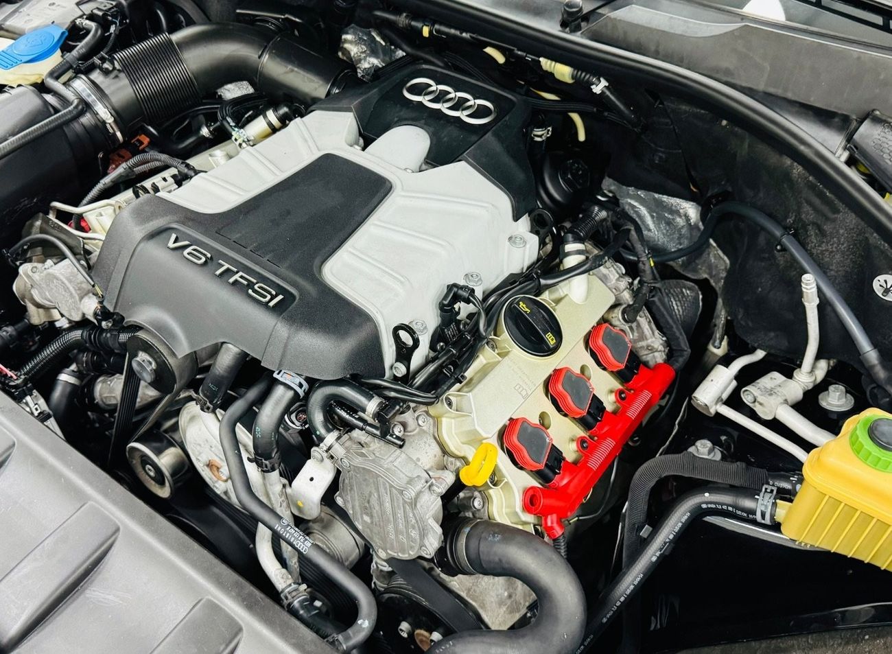 Audi Q7 TFSI quattro S-Line GCC .. FSH .. V6 .. S line .. Top Range .. Perfect Condition