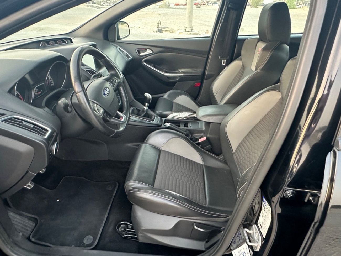 Ford Focus MODEL 2017 GCC CAR  FULL OPTION ST