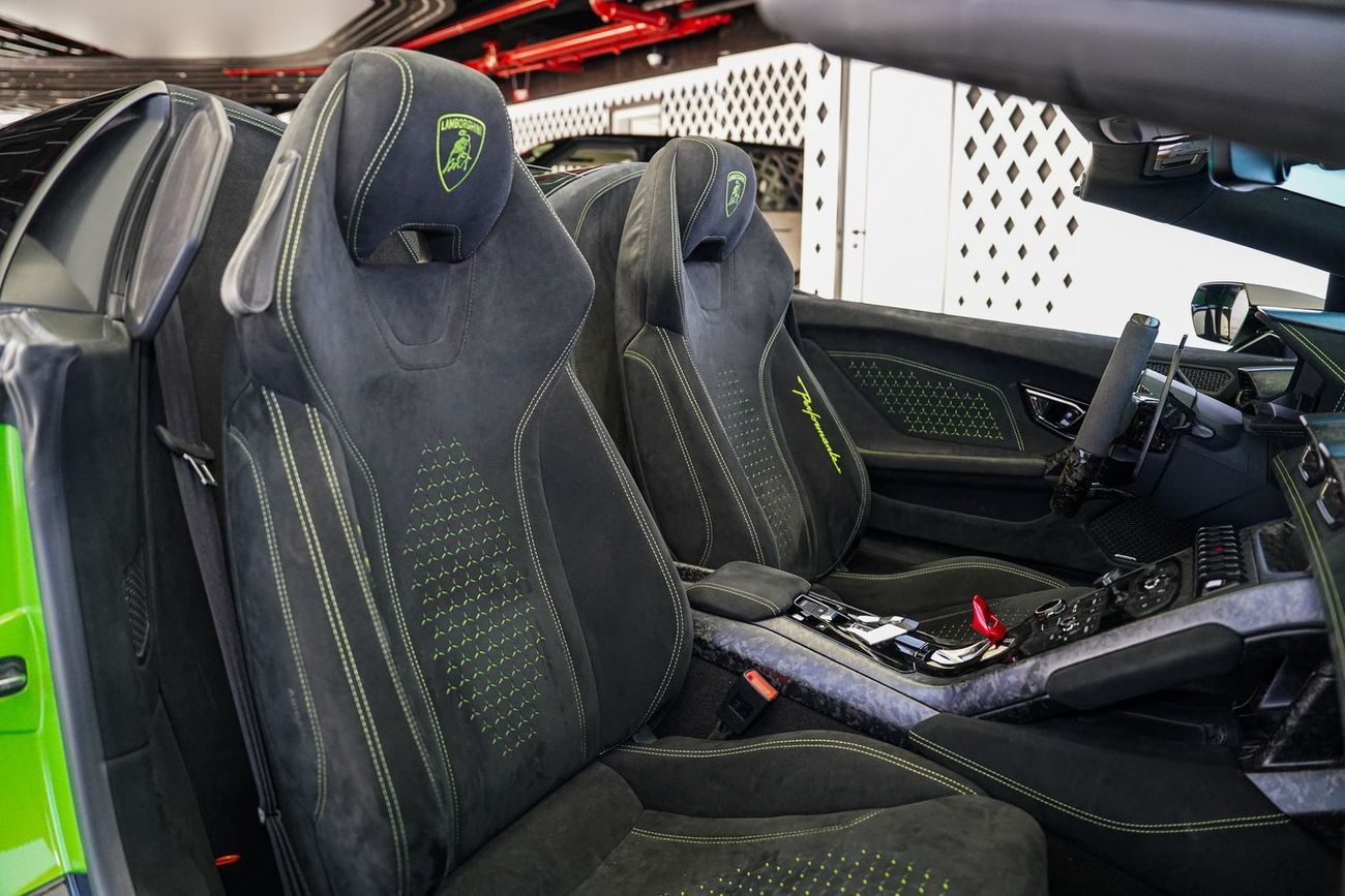 لامبورغيني هوراكان PERFORMANTE SPYDER