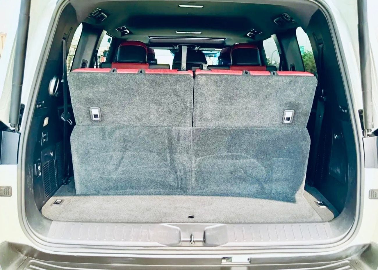 Toyota Land Cruiser GR SPORT