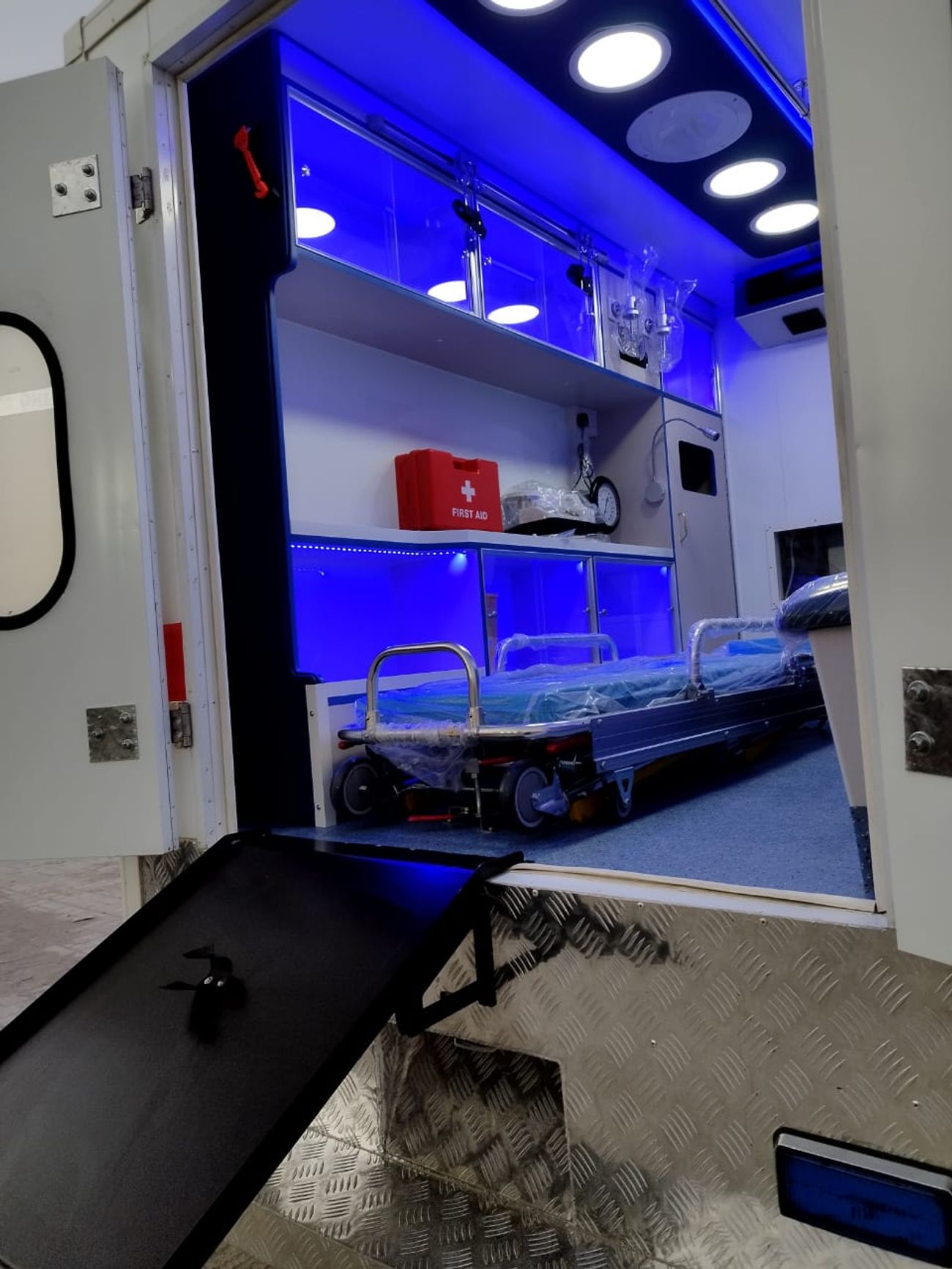 تويوتا هيلوكس 2025 Toyota Hilux Single Cabin 2.7L Manual Transmission Petrol (Ambulance)