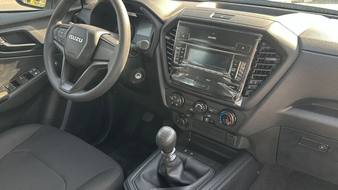 Isuzu D-MAX STANDARD ISUZU/D-MAX/1.9 Diesel, Double Cabin 4x4, PWR, Alloy Wheel MT