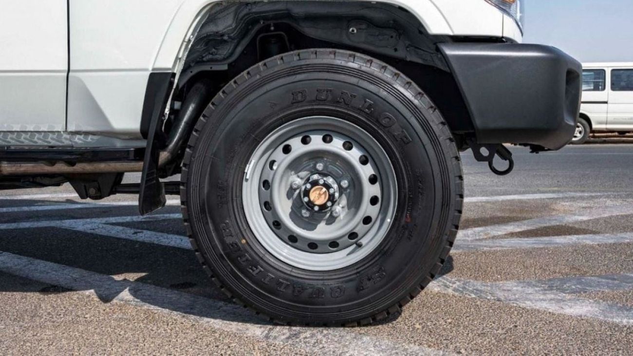 Toyota Land Cruiser 70 LAND CRUISER HARDTOP 3DOOR 4.2L V6 DIESEL