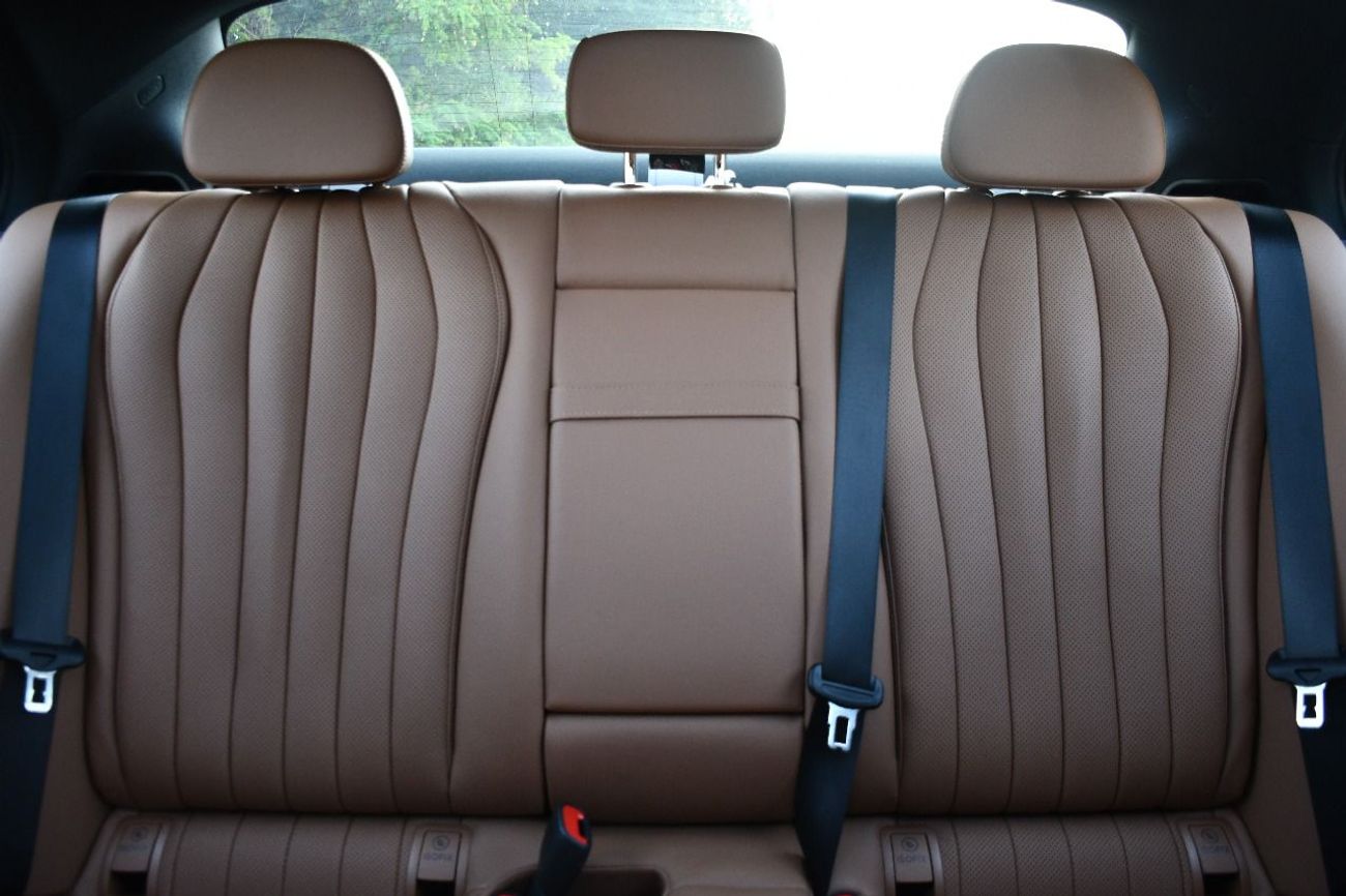 مرسيدس بنز E200 MERCEDES E200 2026 0KM BLACK  TAN