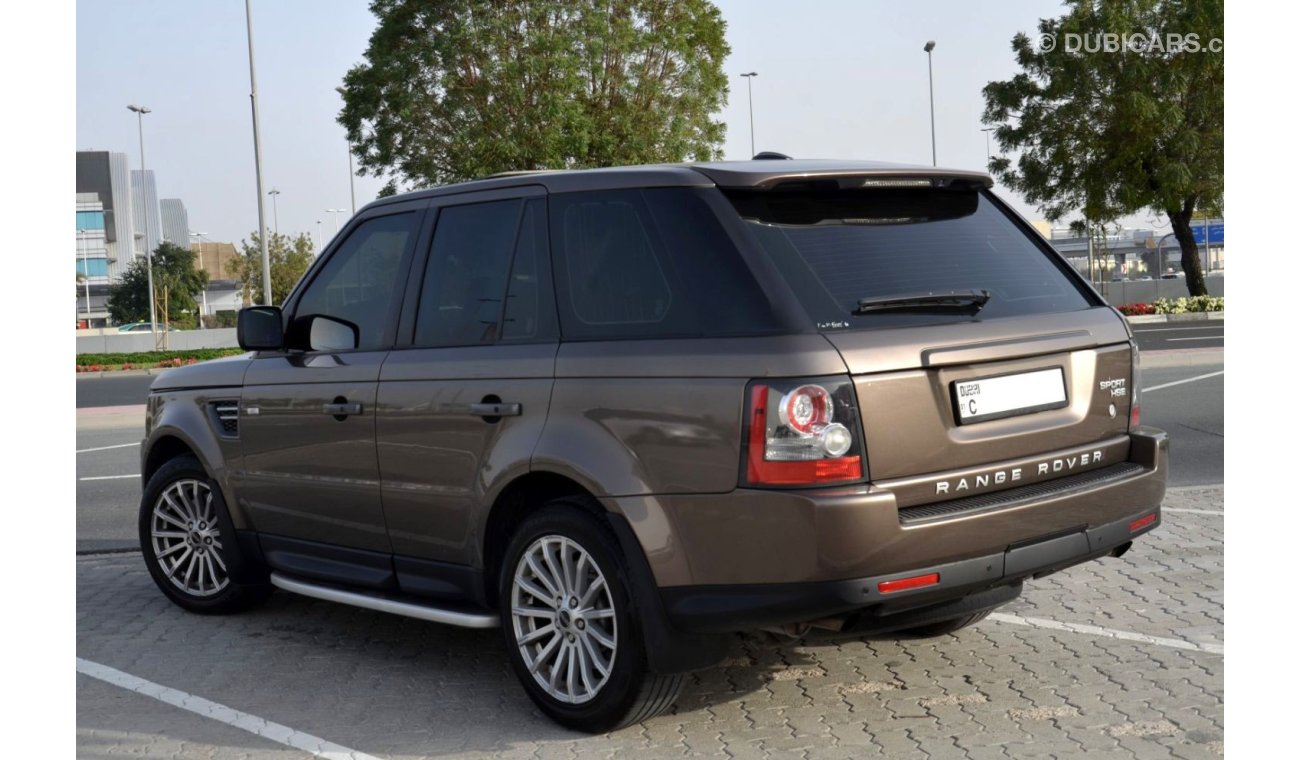 Land Rover Range Rover Sport HSE Full Option in Perfect Condition