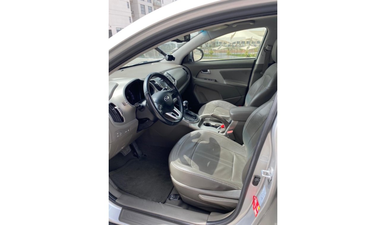 كيا سبورتيج Full panoramic, leather interior