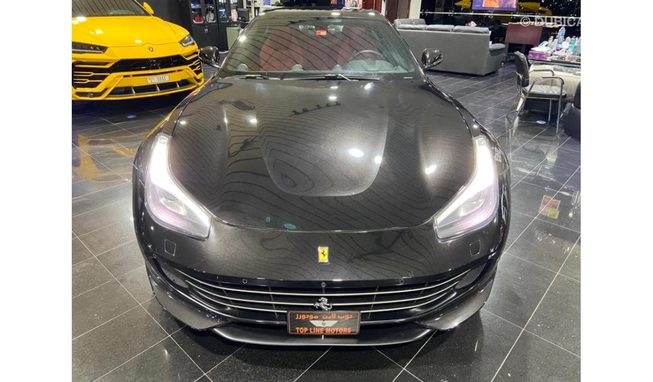 فيراري GTC4Lusso