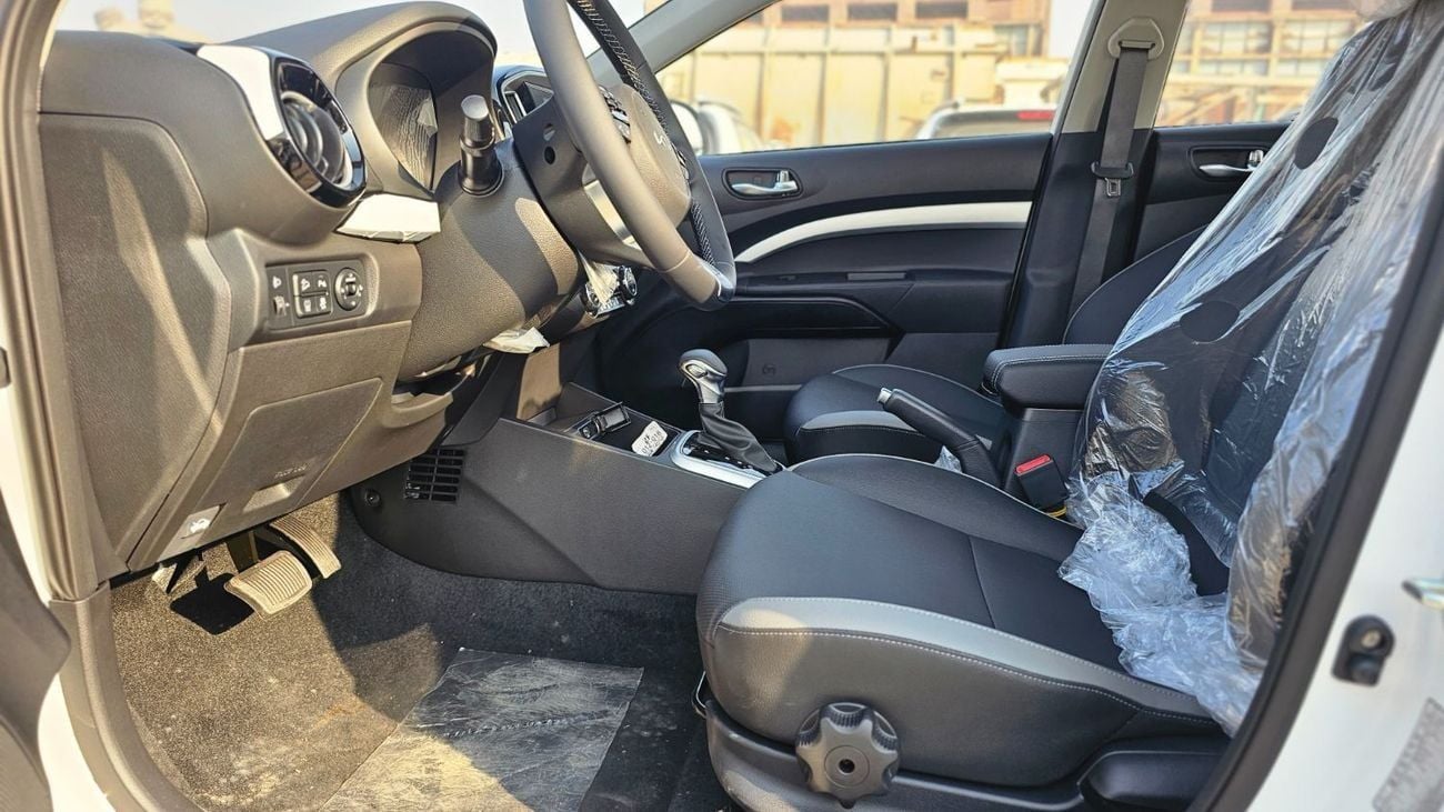 كيا KX1 Kia KX1 DUAL TONE 1.4L V4 PETROL CVT WITH SUNROOF PUSH START DVD CAMERA