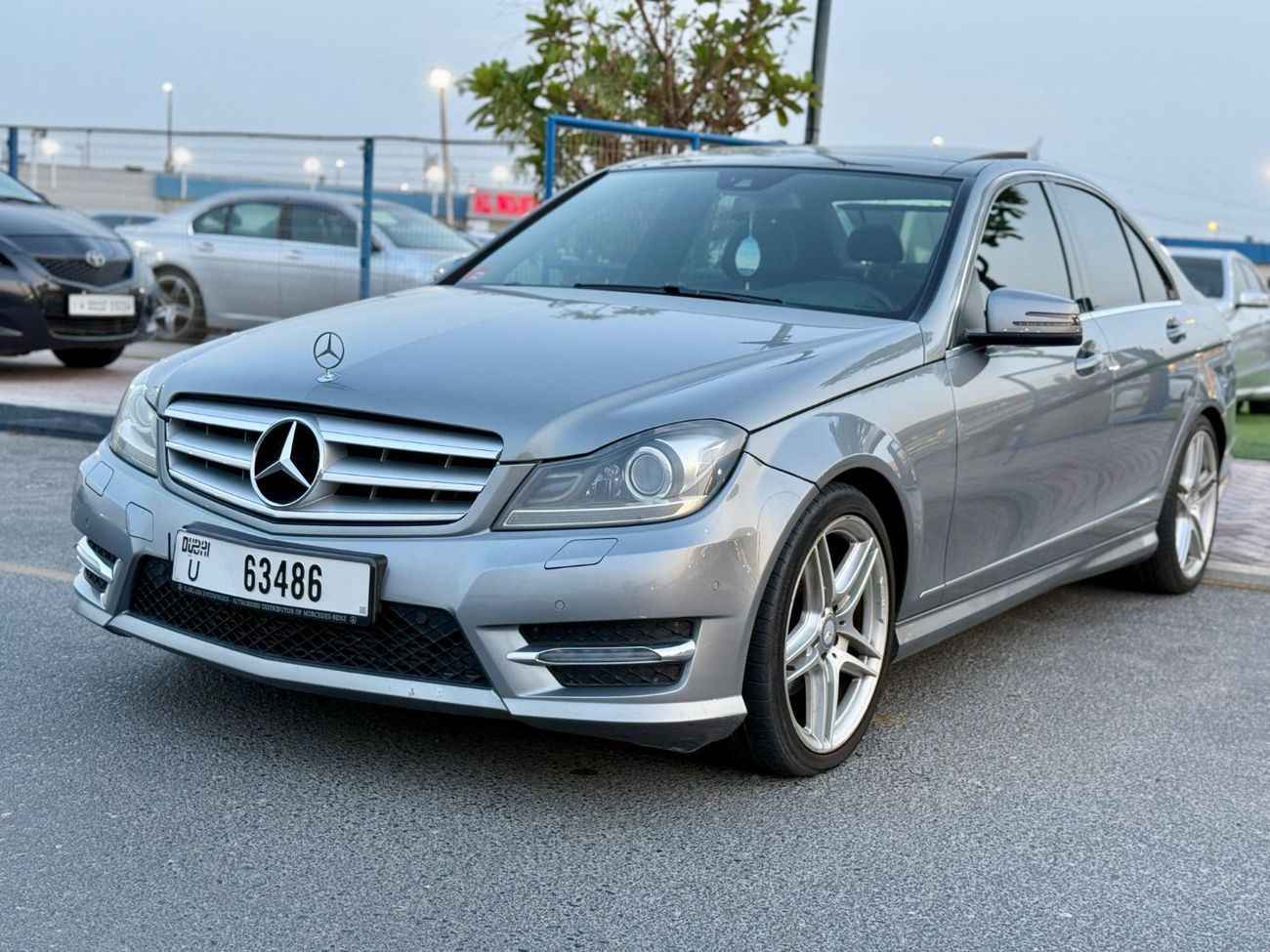 Mercedes-Benz C 200 C200