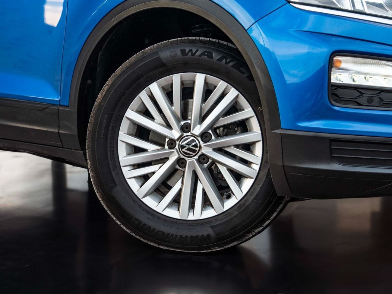 فولكس واجن T ROC TREND