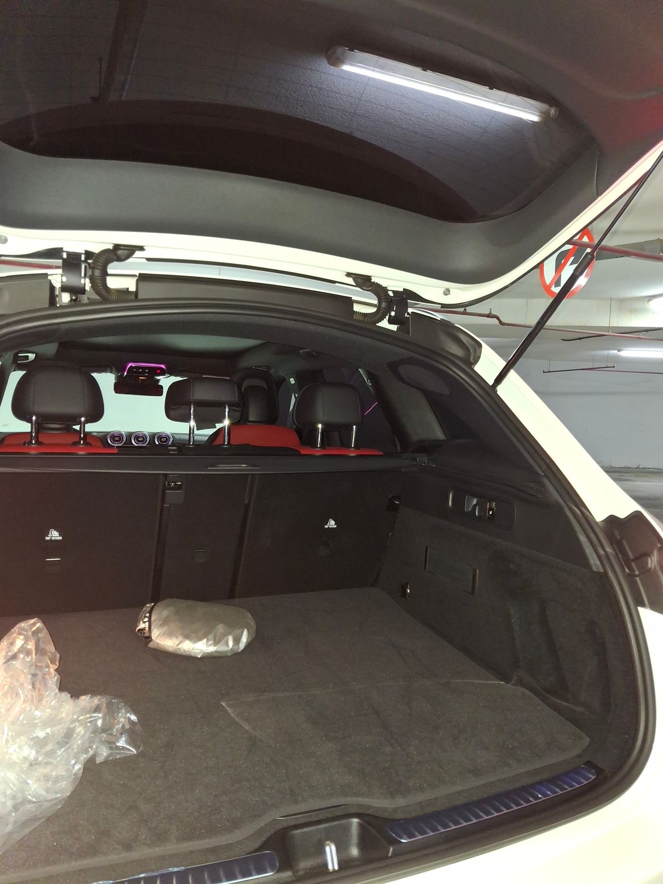 Mercedes-Benz GLC 200 AMG NIGHT EDITION 4 MATIC 2 | Zero Down Payment | Home Test Drive