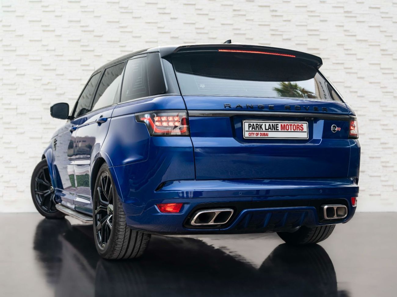 Land Rover Range Rover Sport SVR 5.0L (575 HP) 4WD