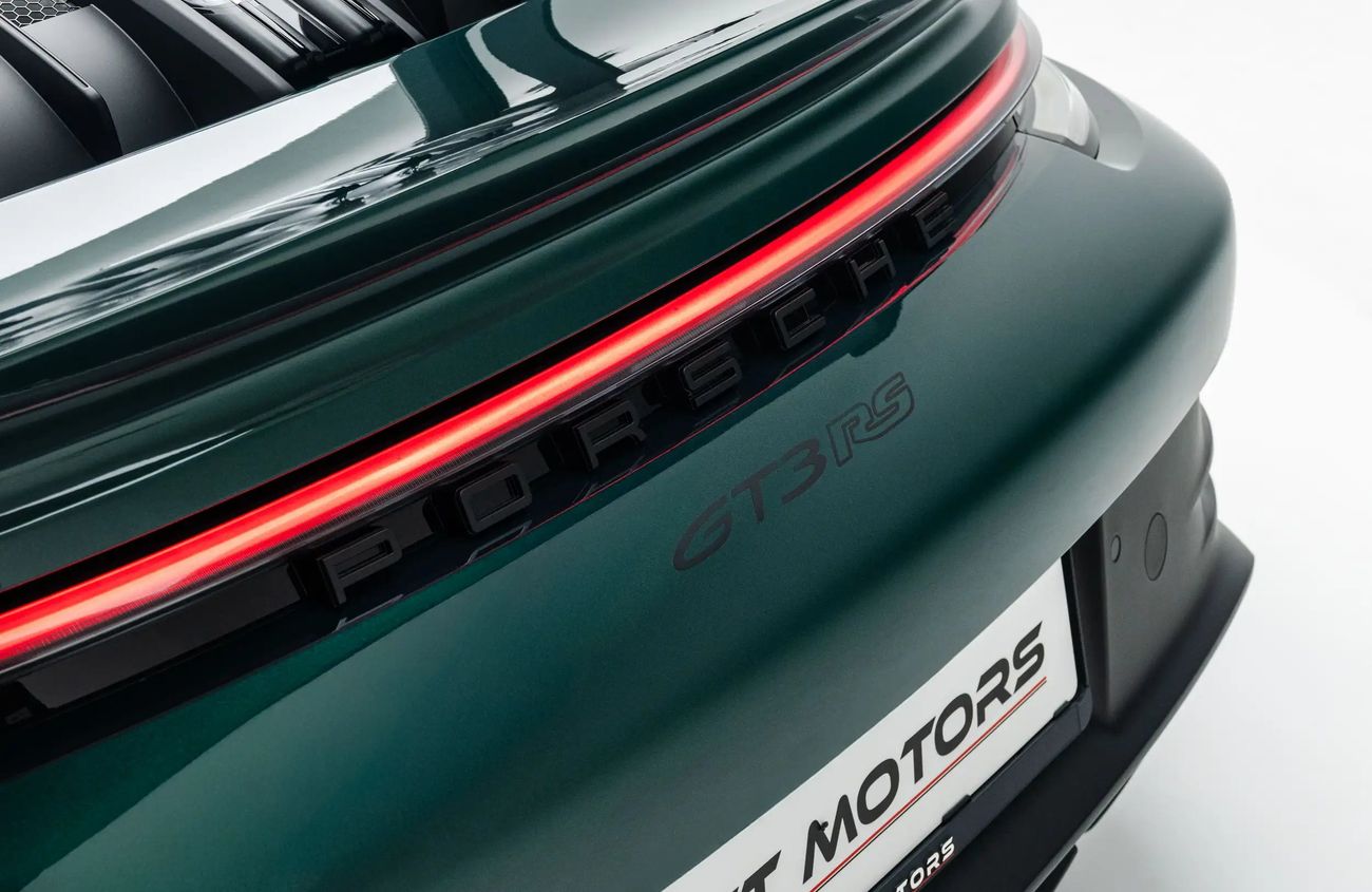 Porsche 911 4.0L F-6 Naturally Aspirated Engine