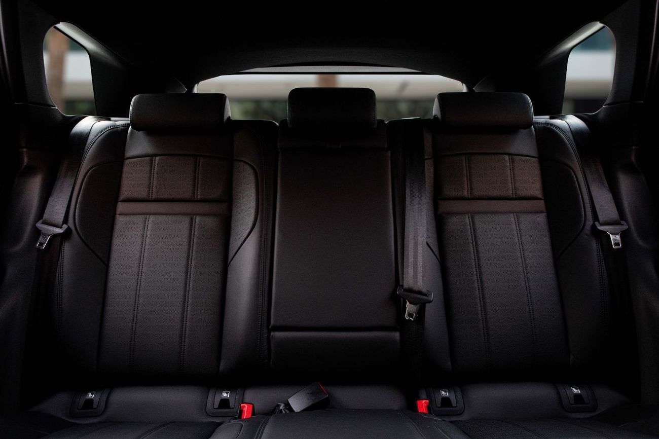 لاند روفر رانج روفر إيفوك 3,212 P.M | Range Rover Evoque R-Dynamic | 0% Downpayment | Amazing Condition!