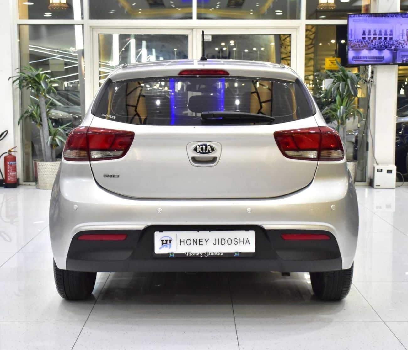 كيا ريو EXCELLENT DEAL for our KIA Rio ( 2018 Model ) in Silver Color GCC Specs