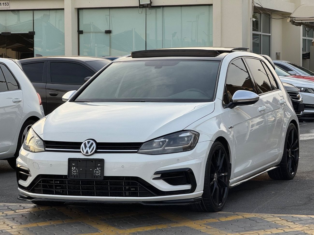 فولكس واجن جولف ار