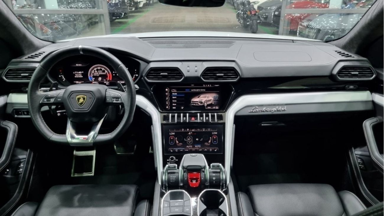 Lamborghini Urus Std LAMBORGHINI URUS 2020 IN PERFECT CONDITION ( CLEAN TITLE ) FOR 675K AED