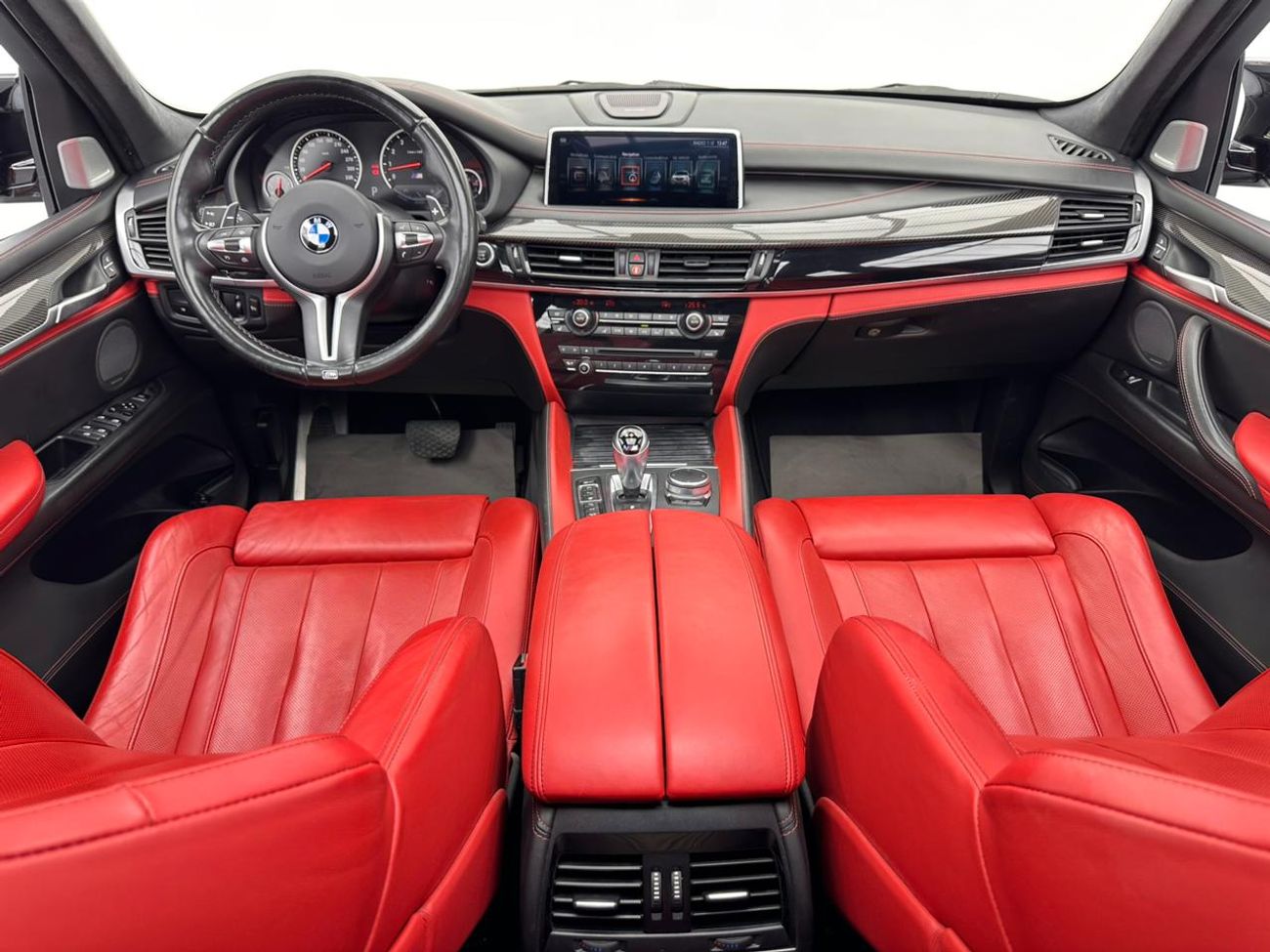 BMW X5M Std 4.4L 2017 BMW X5M M-Sport, BMW Full Service History, Excellent Condition, GCC