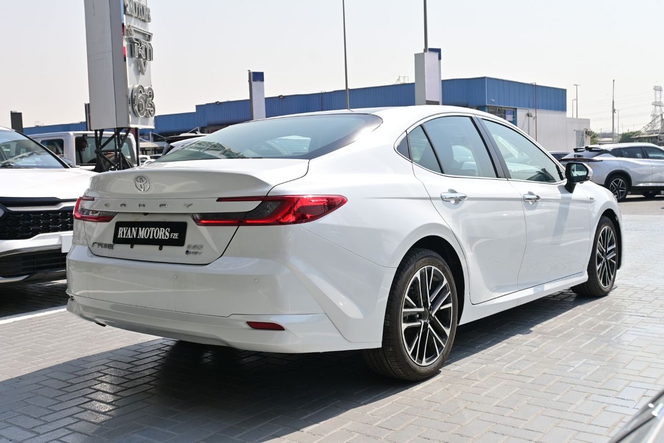 Toyota Camry Toyota Camry Premium 2.5L Hybrid Chinese, Model 2025, Color White