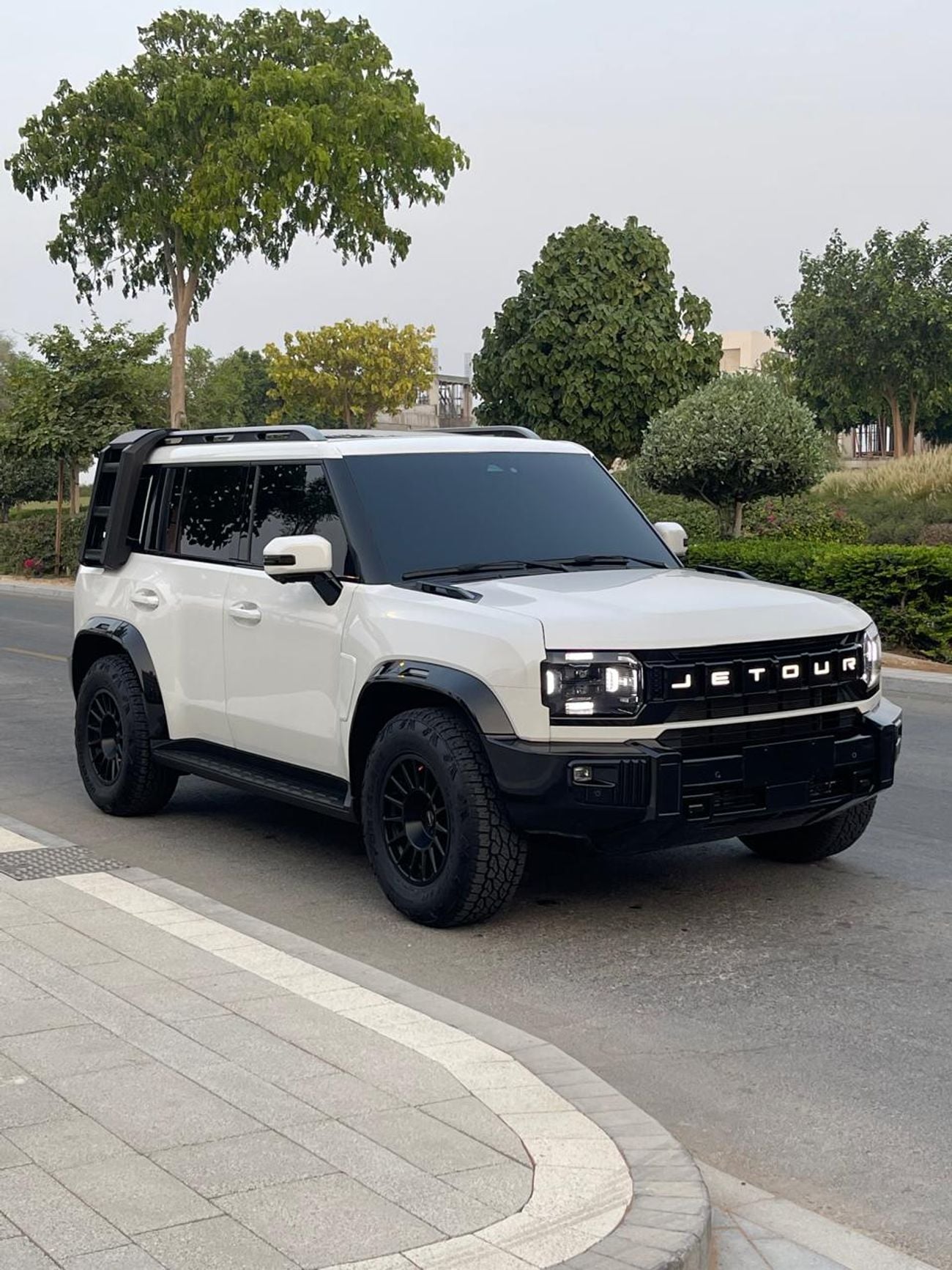Jetour T2 LUX