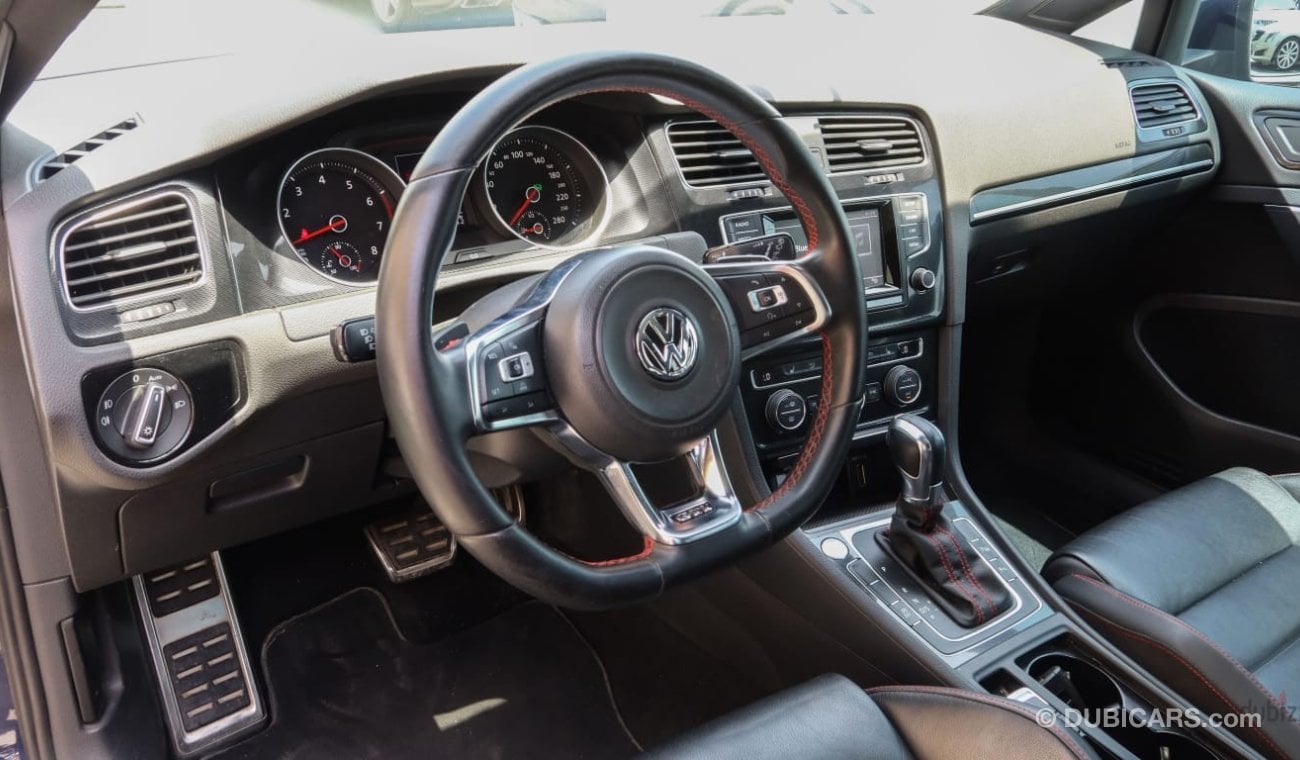 Volkswagen Golf Volkswagen GTI 2014 GCC V4 Good Condition - Full Option