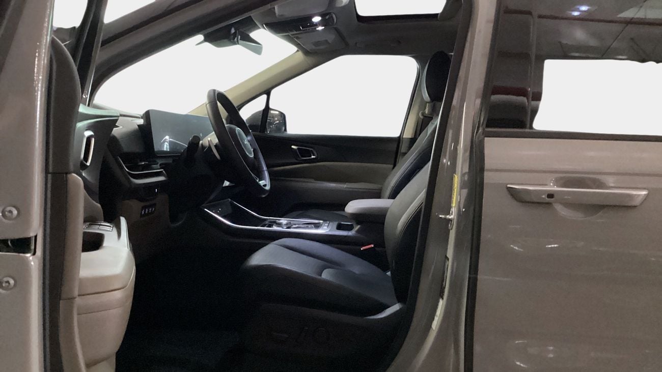Kia Carnival 3.5 EX DLX 2WD 8 SEATS AUTO FOP | Guaranteed Warranty | 0 Down Payment