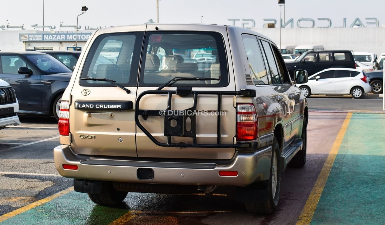 Toyota Land Cruiser GXR