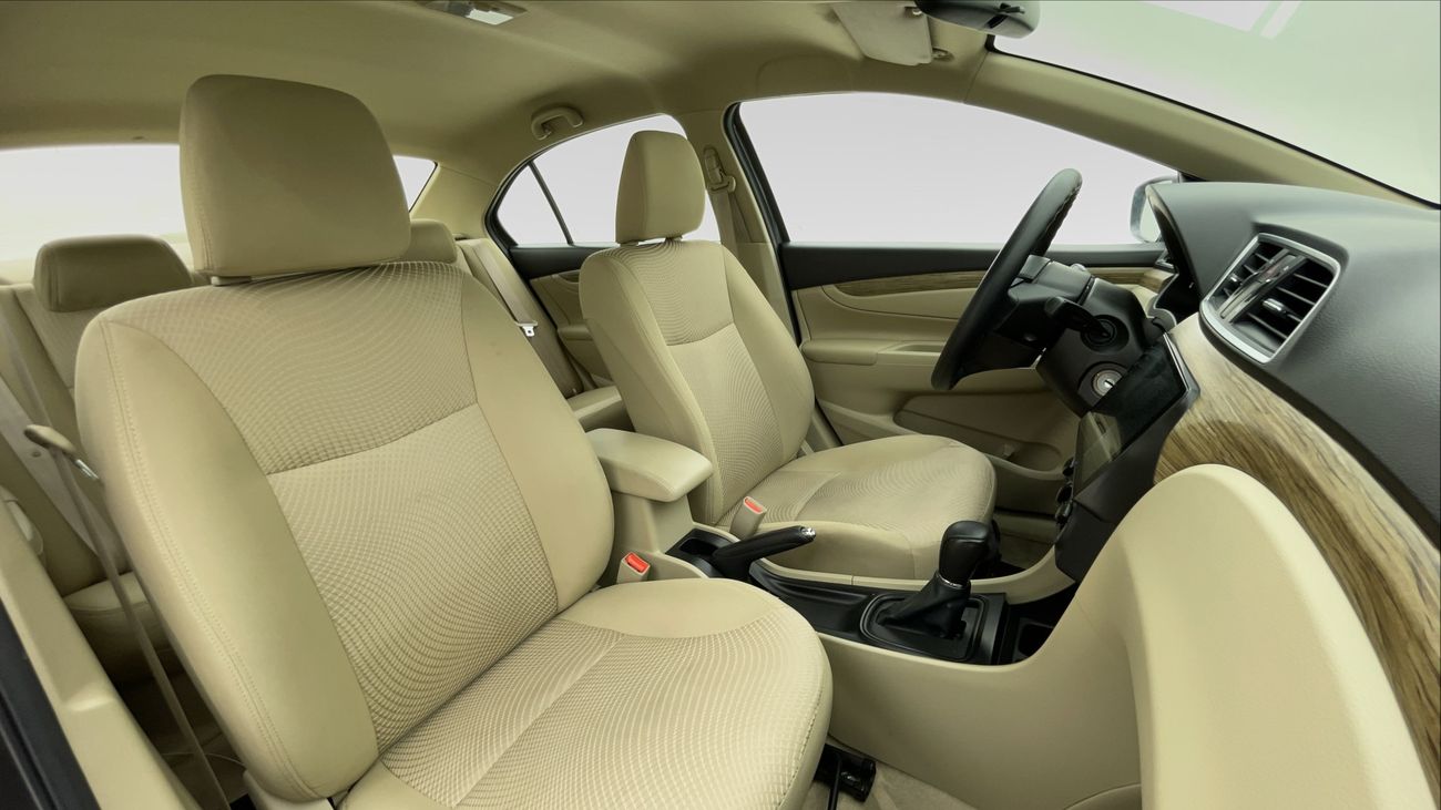 سوزوكي سياز GL 1.5 | بدون دفعة مقدمة | اختبار القيادة في المنزل