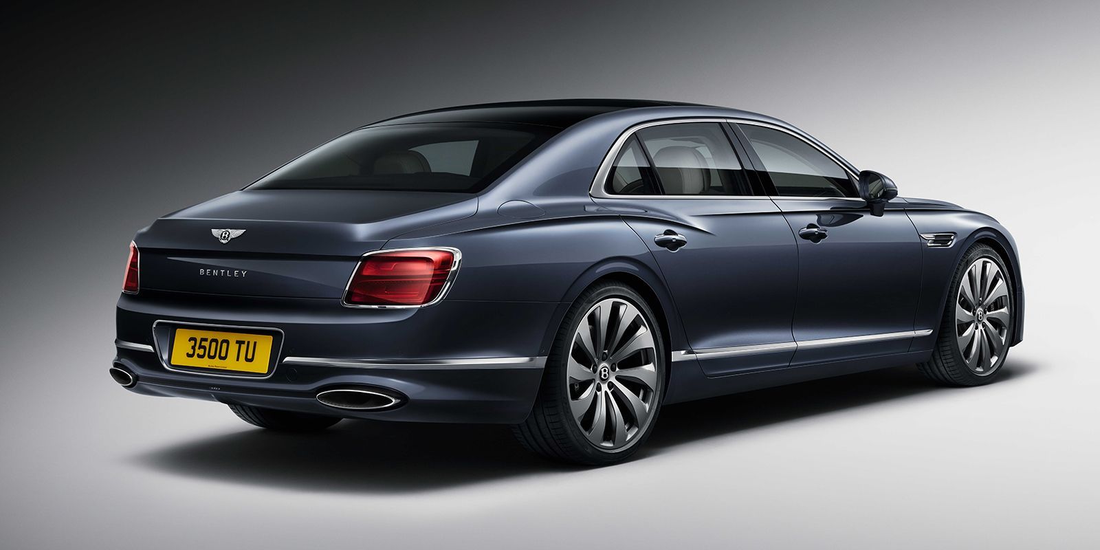 Bentley Continental Flying Spur exterior - Rear Right Angled