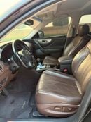 Infiniti QX70 LUXURY