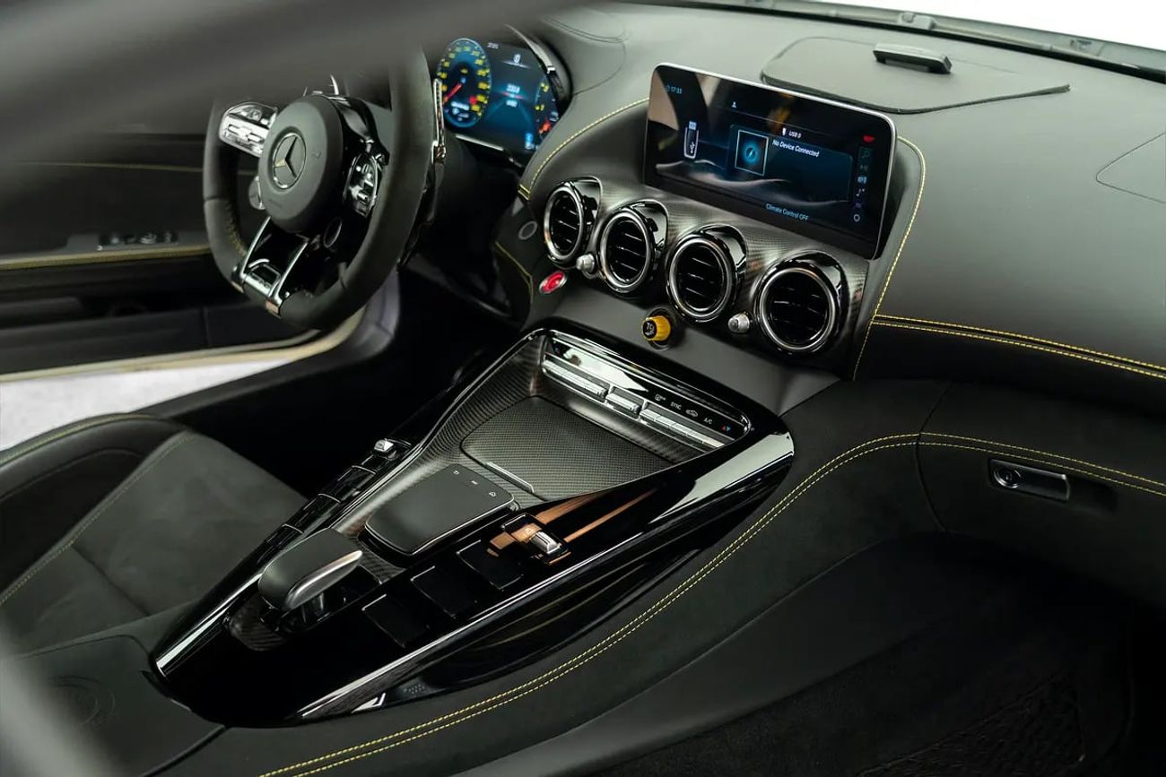 Mercedes-Benz AMG GTR