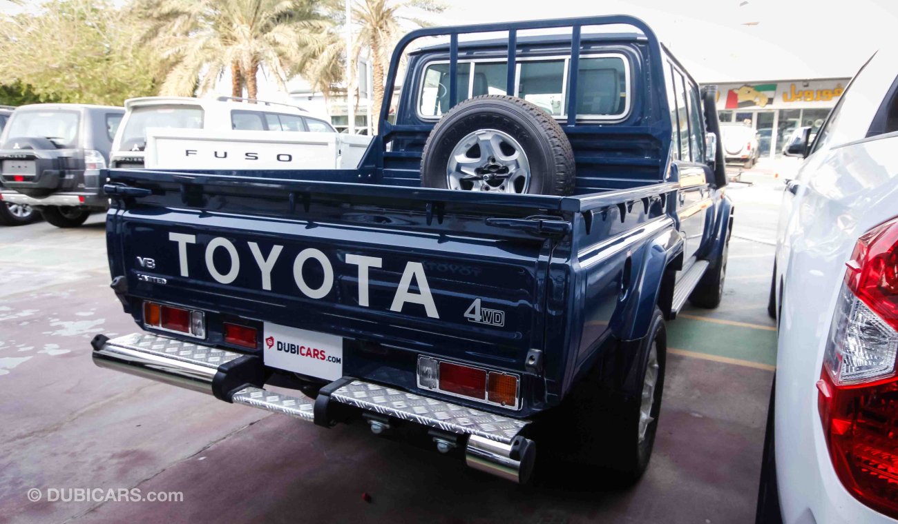 Toyota Land Cruiser Pick Up V8 Limited 4.5L Diesel 4WD