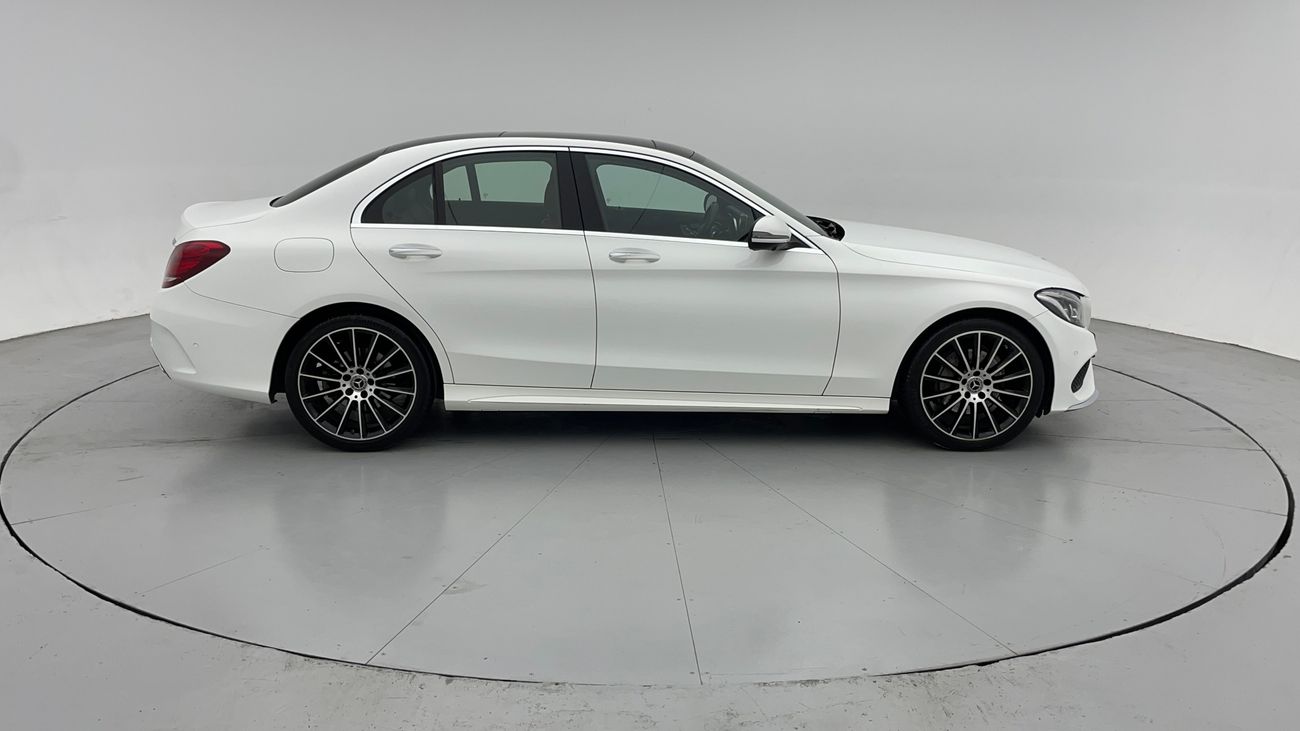 Mercedes-Benz C 200 AMG SPORTS PACKAGE 2 | Zero Down Payment | Free Home Test Drive