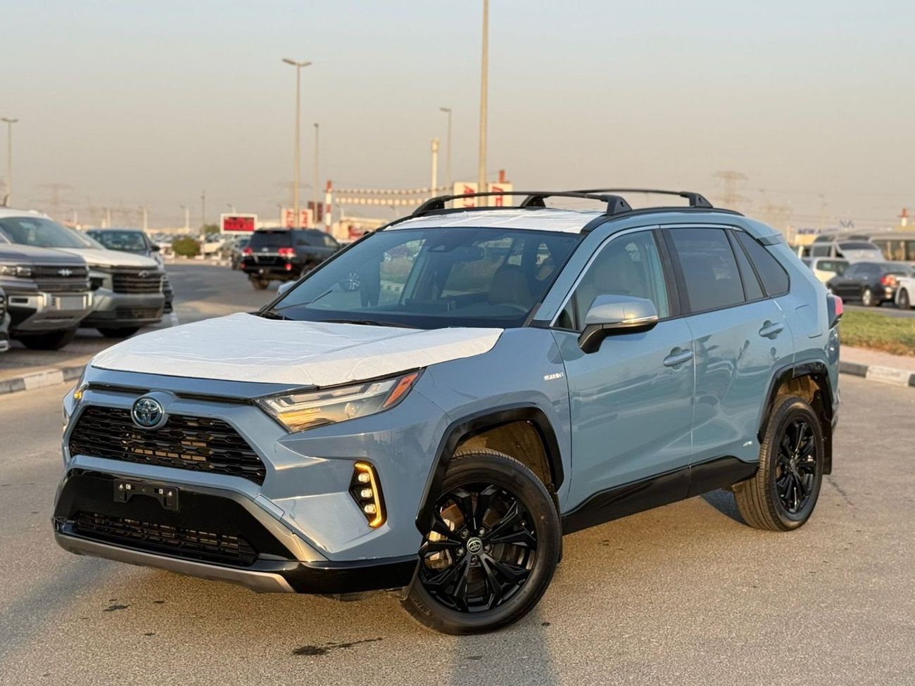 تويوتا راف ٤ SE Hybrid 2.5 L 2023 model