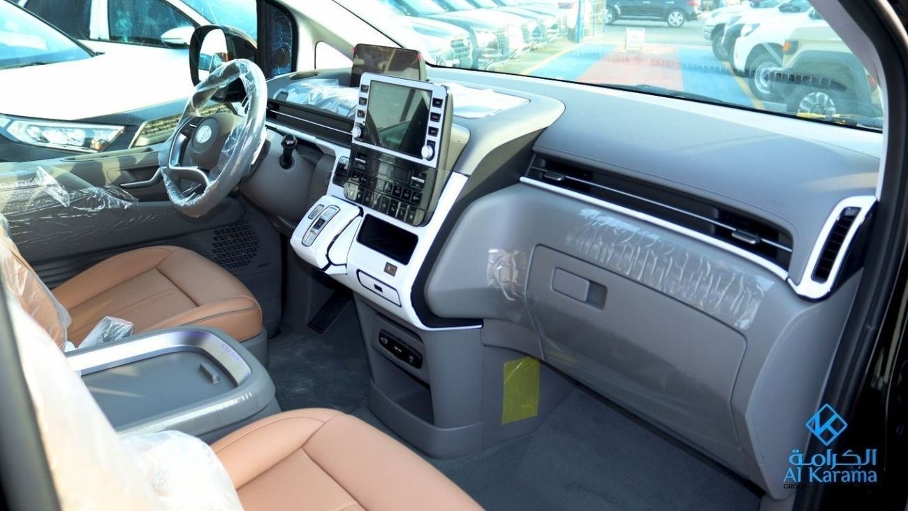 Hyundai Staria Hyundai Staria 3.5L- 7 Seater-VIP EDITION-PANORAMIC SUNROOF , 360 CAMERA,CRUISE CONTROL , LEATHER SE