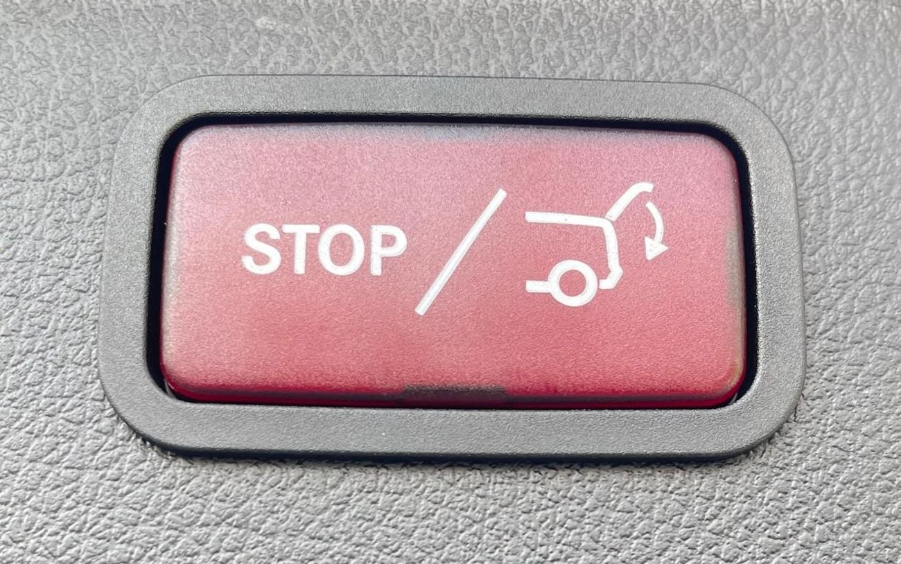 مرسيدس بنز V 300 Avantgarde Under Agency Warranty 2026 GCC