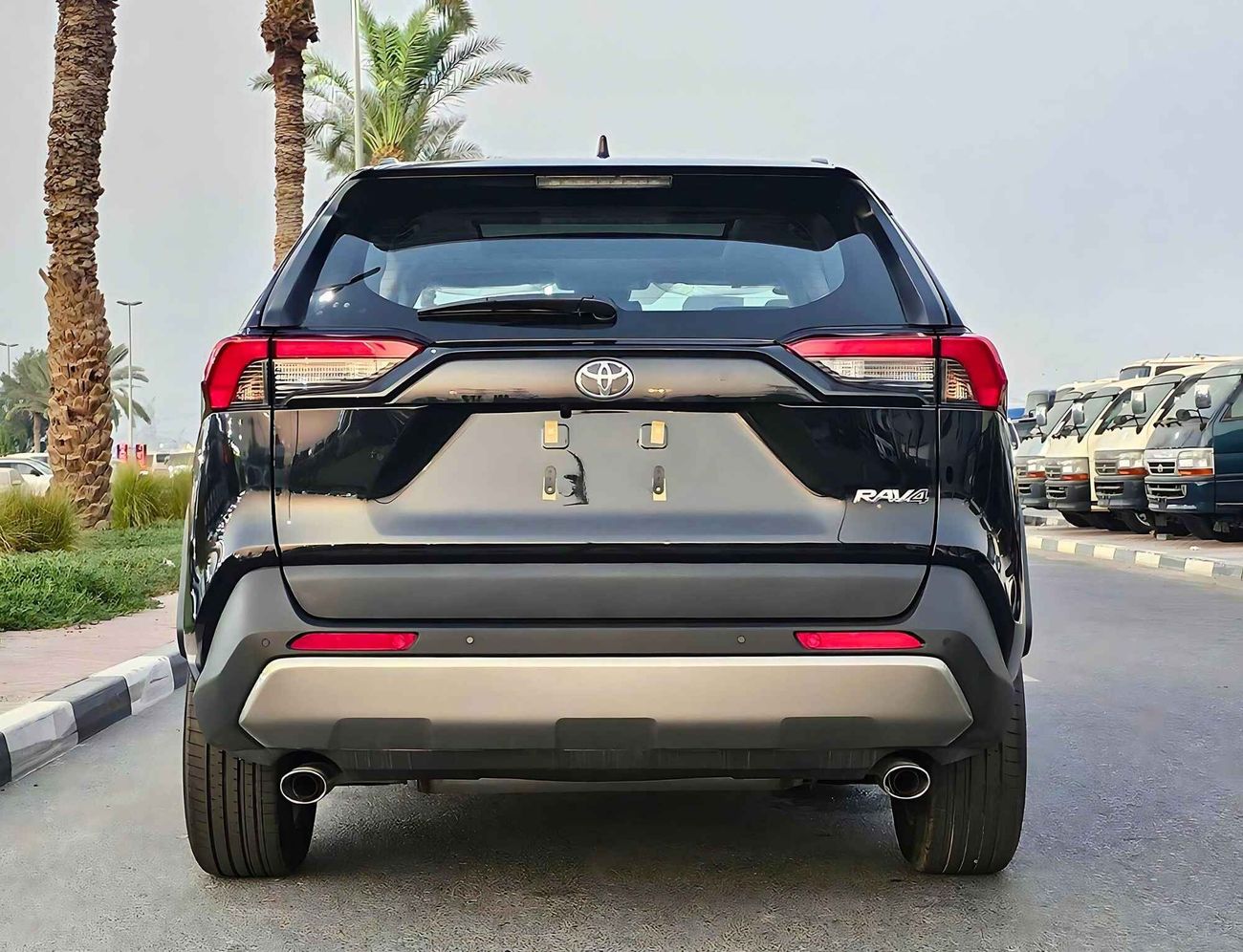 تويوتا راف ٤ STYLE PLUS /  2.0L Petrol / Driver Power Seat With Panoramic Roof / Chines Specs (CODE # 68056)