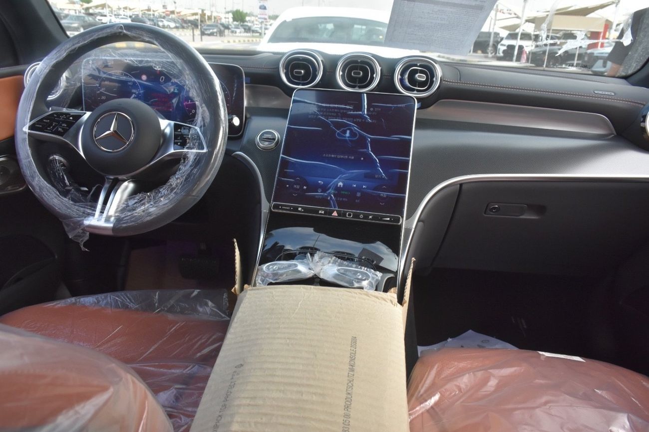 مرسيدس بنز GLC 200 Zero Km