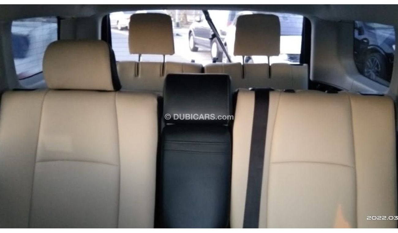 تويوتا Runner4 Toyota 4runner 6 cylinder leather seats electric seats 7 seater perfect condition