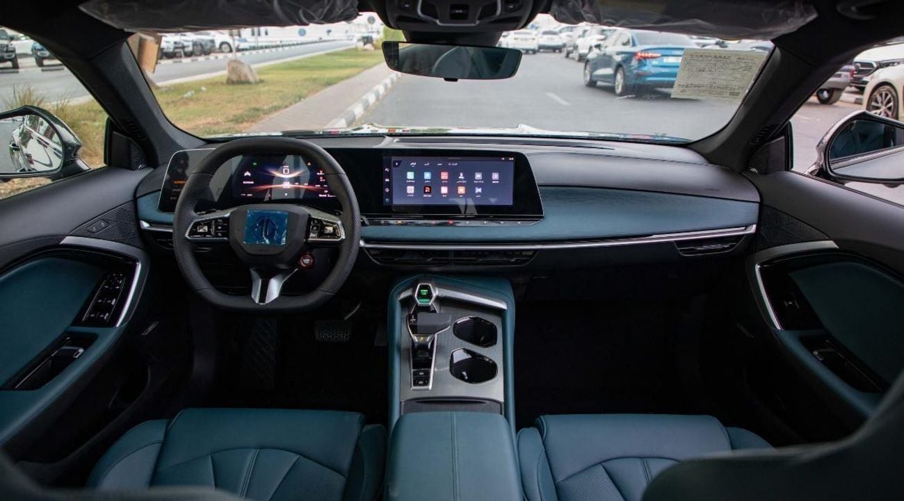 أم جي 7 1.5L DCT ELEGANCE SPORT PACKAGE SPOILER